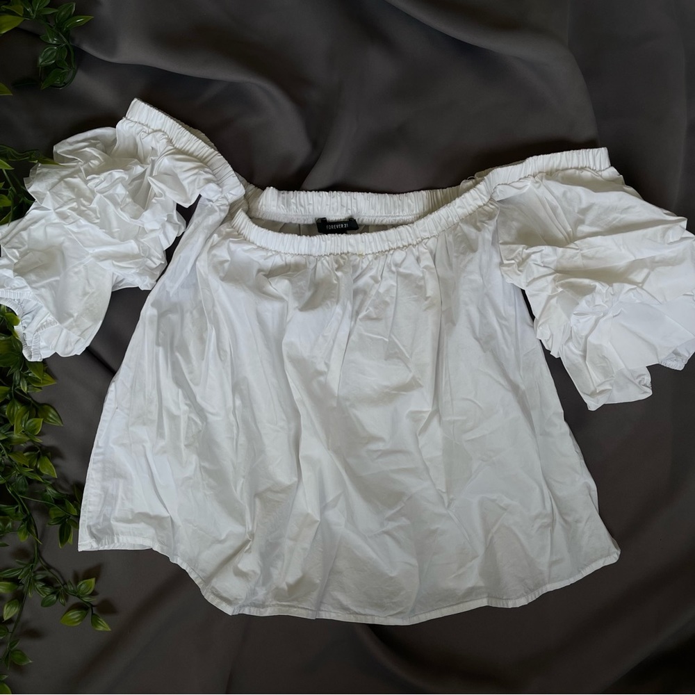 Forever 21 White Off the Shoulder Bubble Puff Sleeve Size M